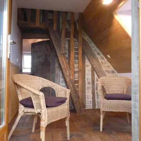 Dom wakacyjny Sous La Garenne